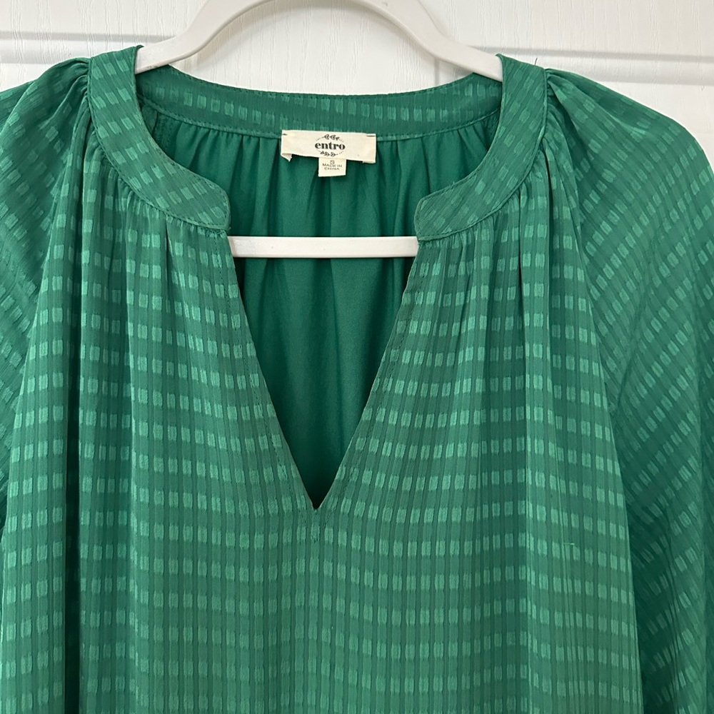 Entro Green Tiered Midi Dress Size Small - Picture 7 of 10